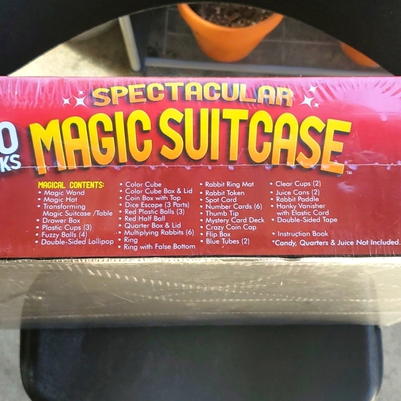 Magic Suitcase magic set - Picture 4 of 4